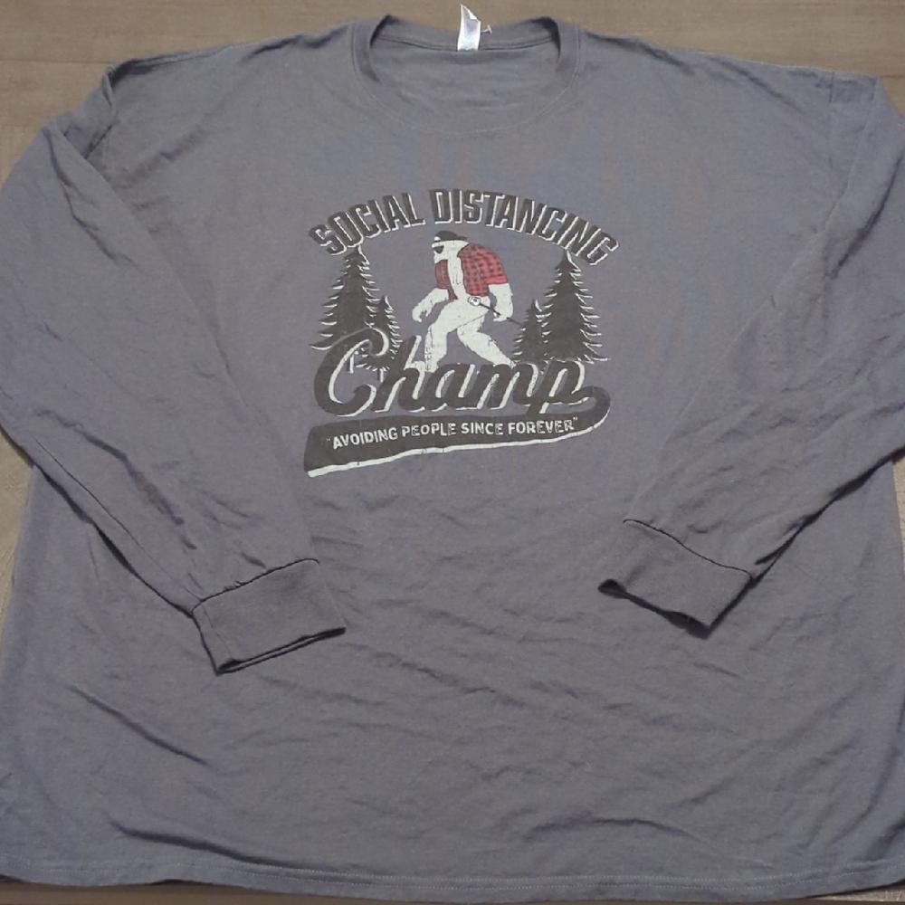 Jerzees Gray Long Sleeve Tee with Bear Graphic